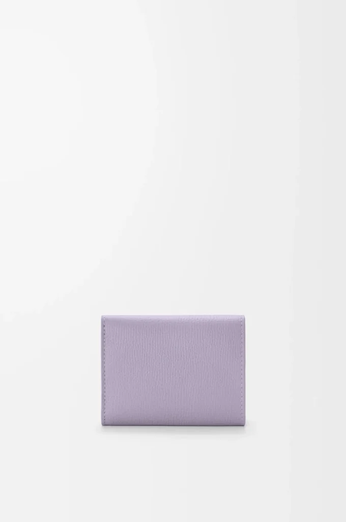 Portafoglio a tre ante Anagram in pelle di vitello martellata Dirty Mauve Portafoglio a tre ante Anagram in pelle di vitello martellata Dirty Mauve