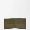 Portafoglio bifold in pelle di vitello classica testurizzata Dark Khaki Portafoglio bifold in pelle di vitello classica testurizzata Dark Khaki