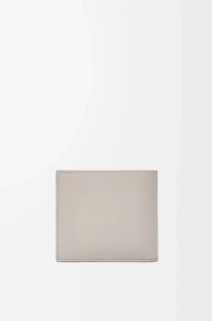 Portafoglio bifold in pelle di vitello satinata grigio conchiglia