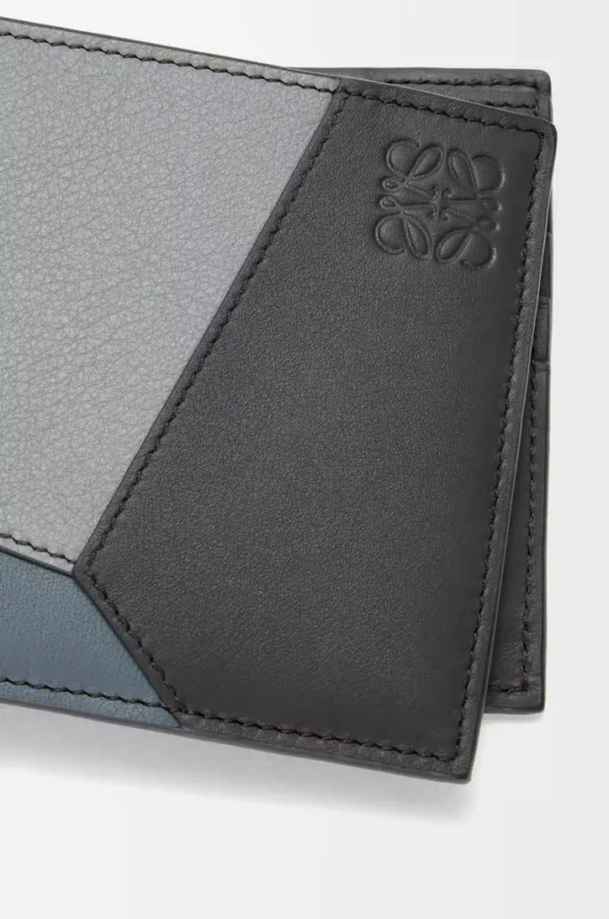 Portafoglio bifold Puzzle in classica pelle di vitello Grigio asfalto/Blu tempesta