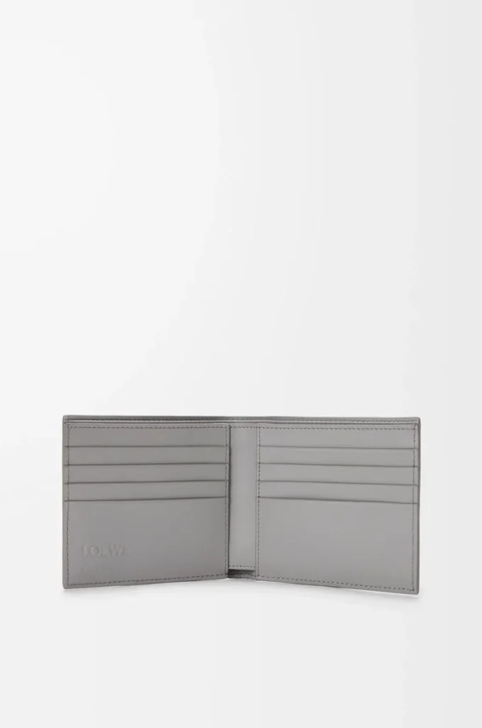 Portafoglio bifold Puzzle in classica pelle di vitello marrone invernale/grigio cenere