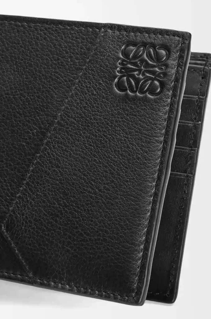 Portafoglio bifold Puzzle in classica pelle di vitello nera Portafoglio bifold Puzzle in classica pelle di vitello nera