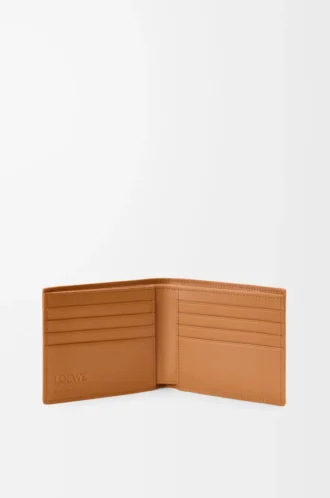 Portafoglio bifold Puzzle in morbida pelle di vitello martellata Light Canyon Brown