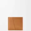 Portafoglio bifold Puzzle in morbida pelle di vitello martellata Light Canyon Brown Portafoglio bifold Puzzle in morbida pelle di vitello martellata Light Canyon Brown