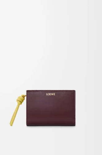 Portafoglio compatto con nodo in pelle di vitello nappa lucida Dark Burgundy/Light Citrine