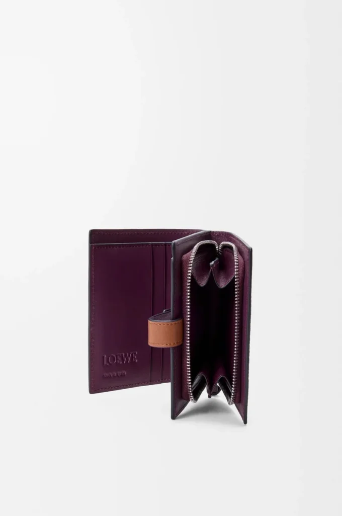 Portafoglio compatto con zip in morbida pelle di vitello martellata Dirty Mauve/Squirrel