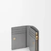 Portafoglio compatto Landscape in pelle di vitello nappa Sparkling Grey/Butter