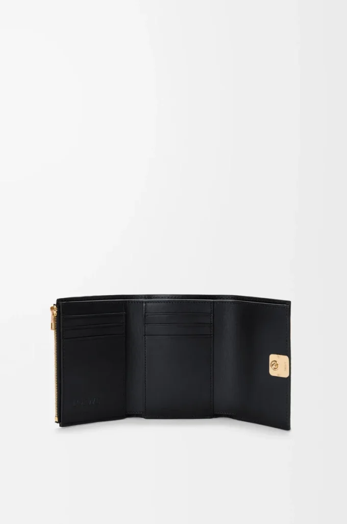 Portafoglio verticale piccolo Anagram in pelle di vitello martellata Black/Gold