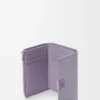 Portafoglio verticale piccolo Anagram in pelle di vitello martellata Dirty Mauve