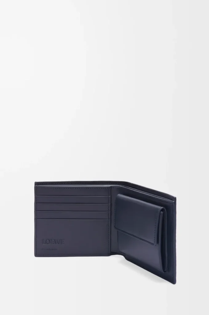 Portamonete bifold in classica pelle di vitello testurizzata Deep Navy Portamonete bifold in classica pelle di vitello testurizzata Deep Navy