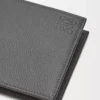 Portamonete bifold in morbida pelle di vitello martellata antracite Portamonete bifold in morbida pelle di vitello martellata antracite