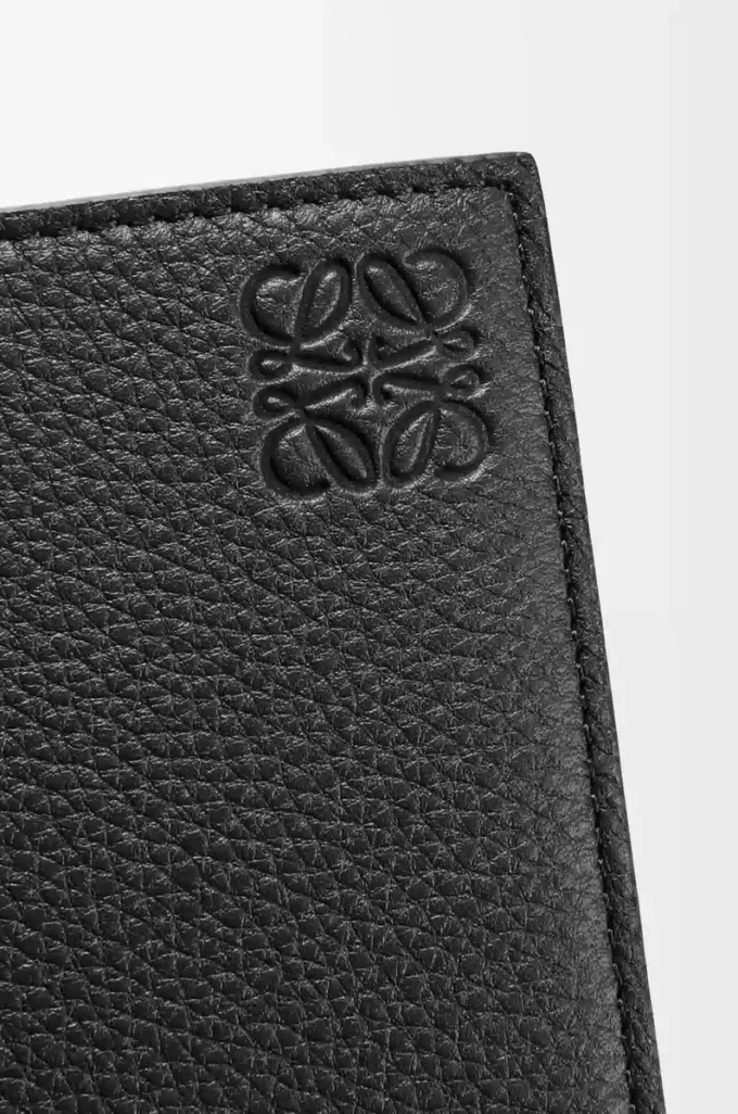 Portamonete bifold in morbida pelle di vitello martellata Nero Portamonete bifold in morbida pelle di vitello martellata Nero