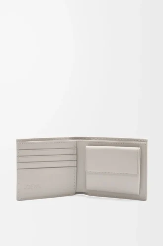 Portamonete bifold in pelle di vitello classica testurizzata Shell Grey