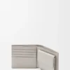 Portamonete bifold in pelle di vitello classica testurizzata Shell Grey