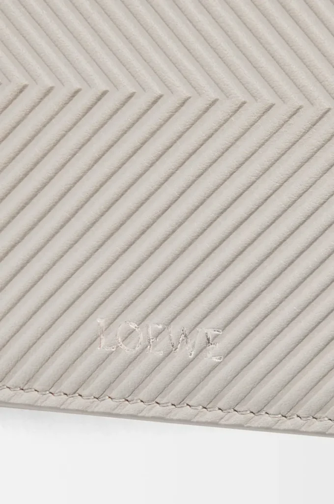 Portamonete bifold in pelle di vitello classica testurizzata Shell Grey