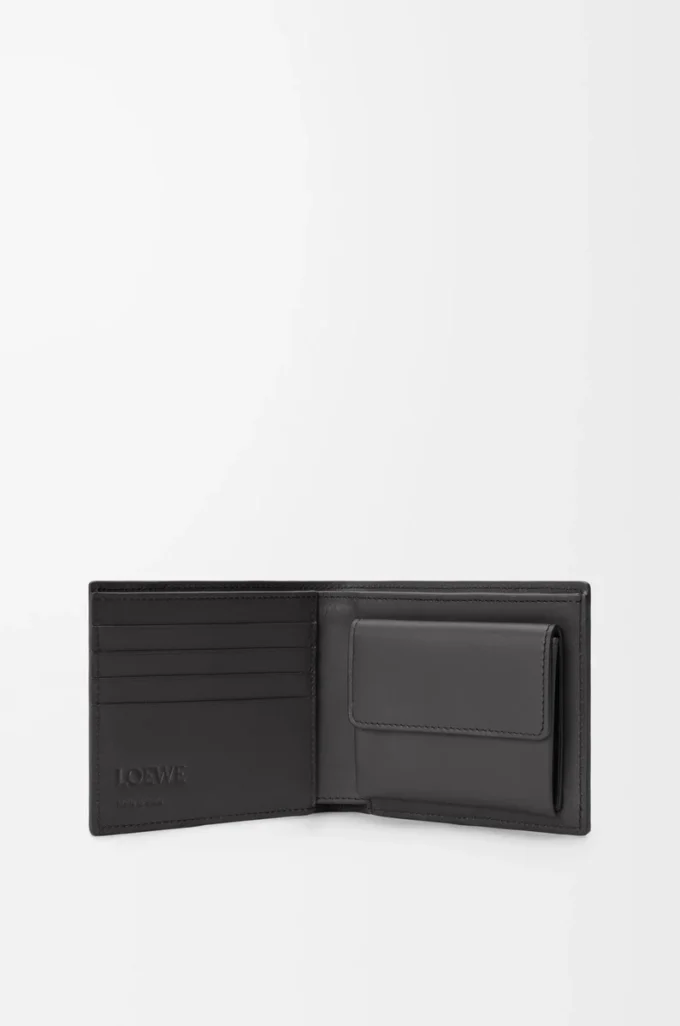 Portamonete bifold Puzzle in classica pelle di vitello Asphalt Grey/Storm Blue Portamonete bifold Puzzle in classica pelle di vitello Asphalt Grey/Storm Blue