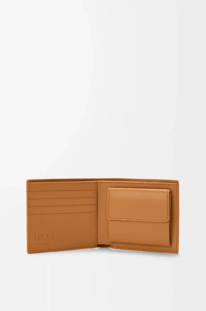 Portamonete bifold Puzzle in morbida pelle di vitello martellata Marrone chiaro Canyon Portamonete bifold Puzzle in morbida pelle di vitello martellata Marrone chiaro Canyon