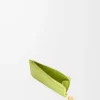 Portamonete Pebble in pelle di vitello nappa lucida Meadow Green