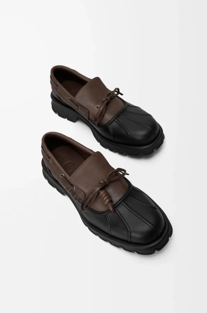 Scarpa derby in pelle di vitello e pelle di vitello conciata al vegetale Nero/Cacao