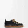 Scarpe stringate con rivetti in pelle di vitello conciata al vegetale Nero Scarpe stringate con rivetti in pelle di vitello conciata al vegetale Nero