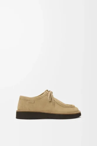 Scarpa stringata Faro in pelle di vitello scamosciata Sahara