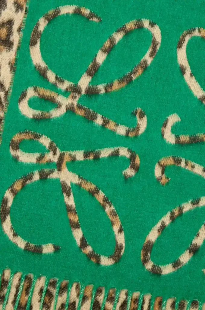 Sciarpa Anagram in seta e cashmere verde/multicolore Sciarpa Anagram in seta e cashmere verde/multicolore