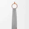 Sciarpa in cashmere grigio chiaro Sciarpa in cashmere grigio chiaro
