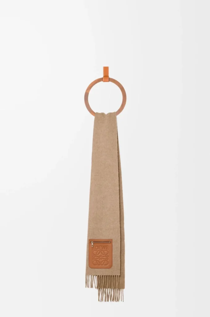 Sciarpa in lana e cashmere Beige Sciarpa in lana e cashmere Beige