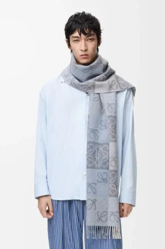 Sciarpa in lana e cashmere blu/bianco Sciarpa in lana e cashmere blu/bianco