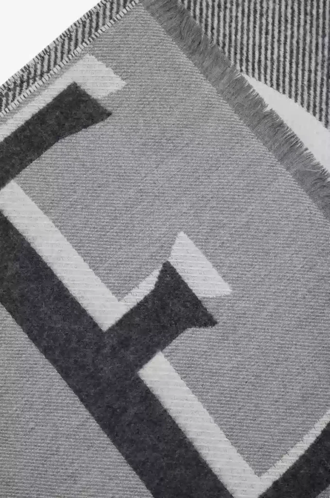 Sciarpa in lana e cashmere Grigio chiaro/Grigio