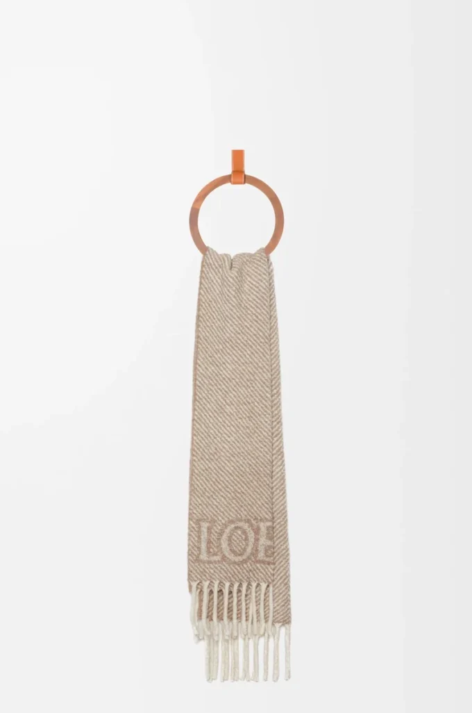 Sciarpa LOEWE in misto alpaca e lana Beige/Ecru Sciarpa LOEWE in misto alpaca e lana Beige/Ecru