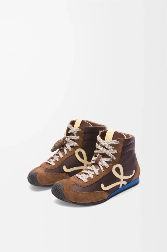 Sneaker alta Ballet Runner 2.0 in nylon e pelle di vitello Marrone/Giallo/Blu Sneaker alta Ballet Runner 2.0 in nylon e pelle di vitello Marrone/Giallo/Blu
