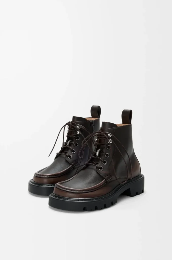 Stivaletto militare Sierra in pelle di vitello spazzolata Marrone scuro Stivaletto militare Sierra in pelle di vitello spazzolata Marrone scuro
