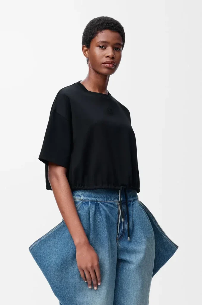 T-shirt corta in cotone Nero T-shirt corta in cotone Nero