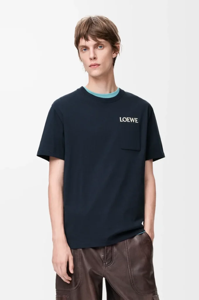 T-shirt dal taglio morbido in cotone blu navy scuro T-shirt dal taglio morbido in cotone blu navy scuro