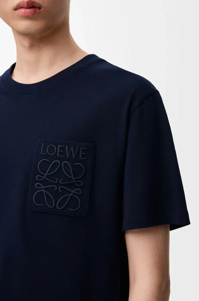 T-shirt dal taglio morbido in cotone blu navy scuro T-shirt dal taglio morbido in cotone blu navy scuro