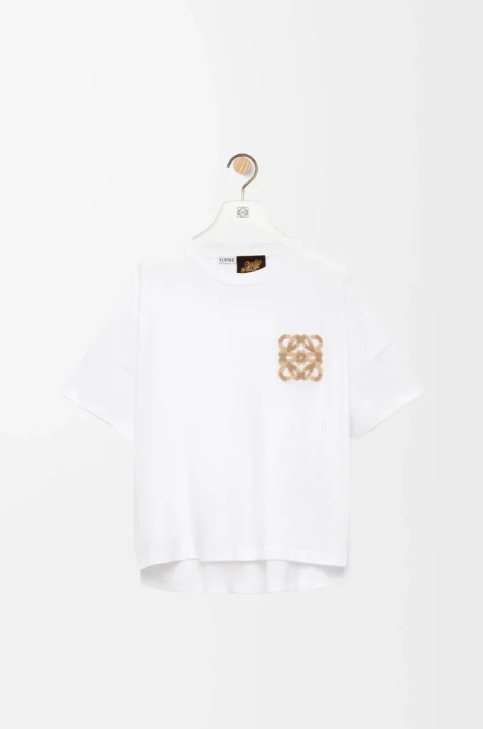 T-shirt dal taglio squadrato in cotone bianco T-shirt dal taglio squadrato in cotone bianco