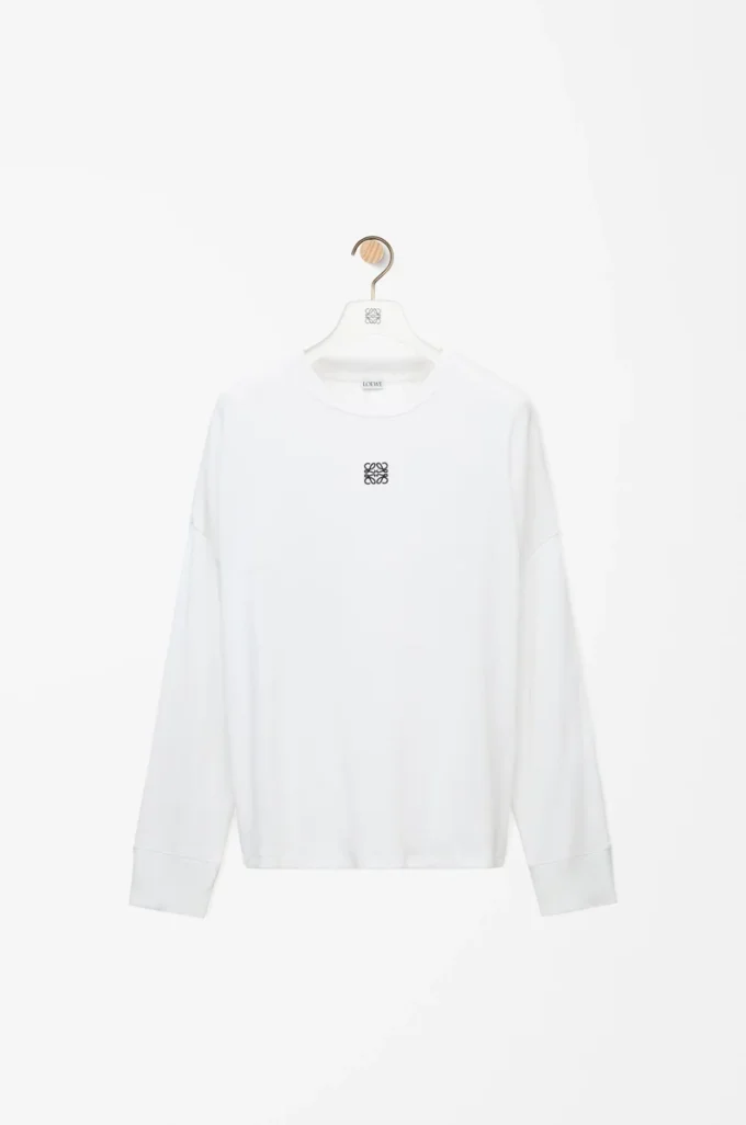 T-shirt oversize a maniche lunghe in cotone bianco T-shirt oversize a maniche lunghe in cotone bianco