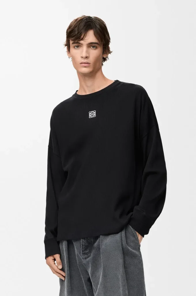 T-shirt oversize a maniche lunghe in cotone nero
