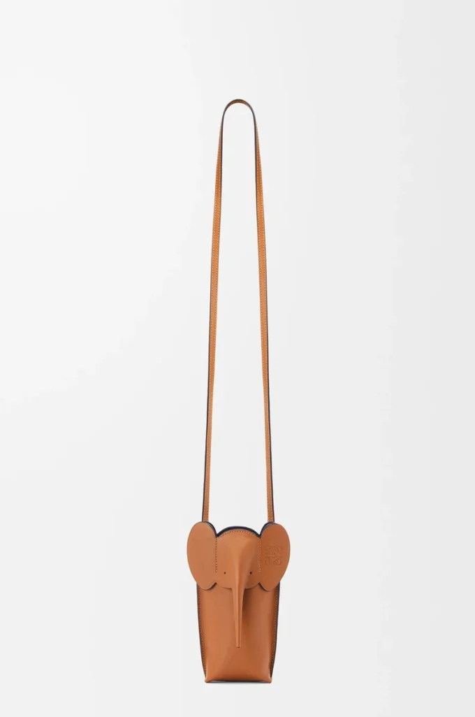 Tasca Elephant in pelle di vitello classica Tan