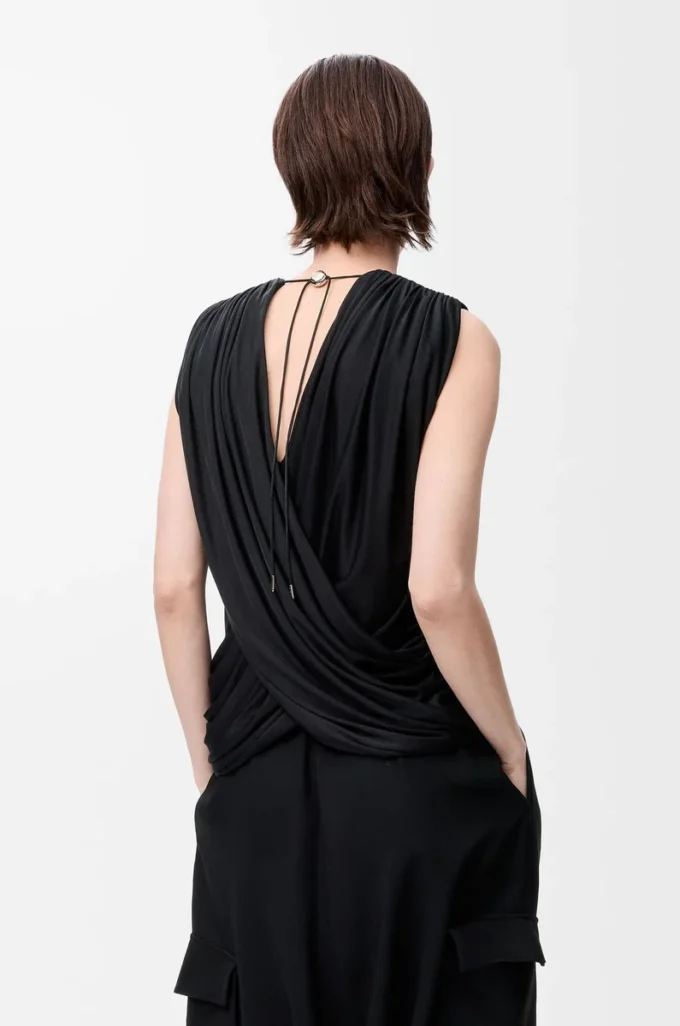 Top drappeggiato in seta Nero Top drappeggiato in seta Nero