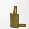 Vertical T Pocket in morbida pelle di vitello martellata Olive Vertical T Pocket in morbida pelle di vitello martellata Olive