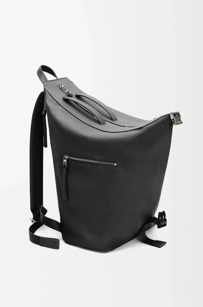 Zaino convertibile in classica pelle di vitello Nero Zaino convertibile in classica pelle di vitello Nero